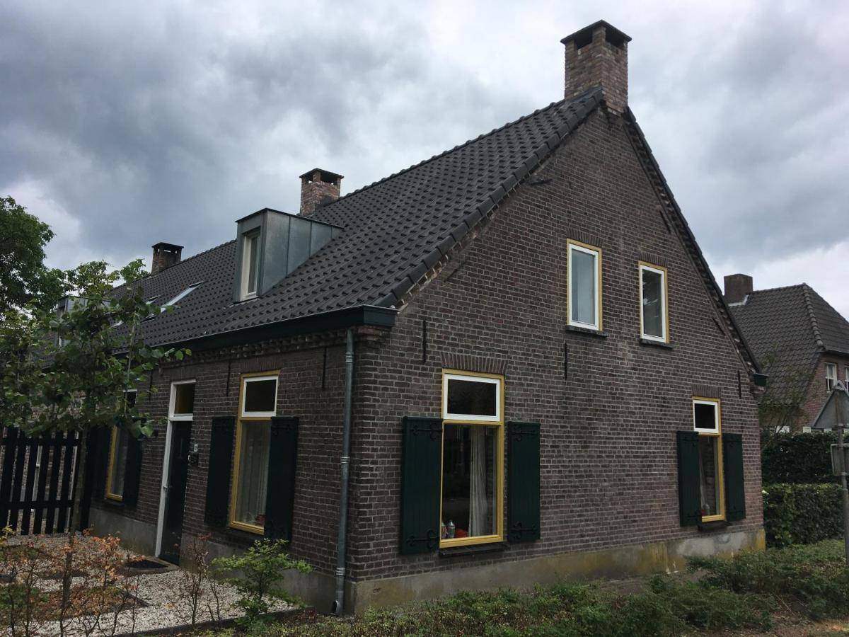 Vakantiehuis In Het Voorhuis Dommelen Eksteriør billede